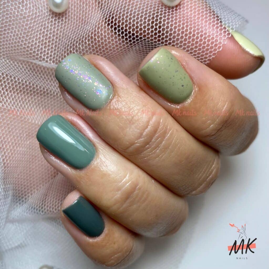 Kaki Nails Vernis semi permanent